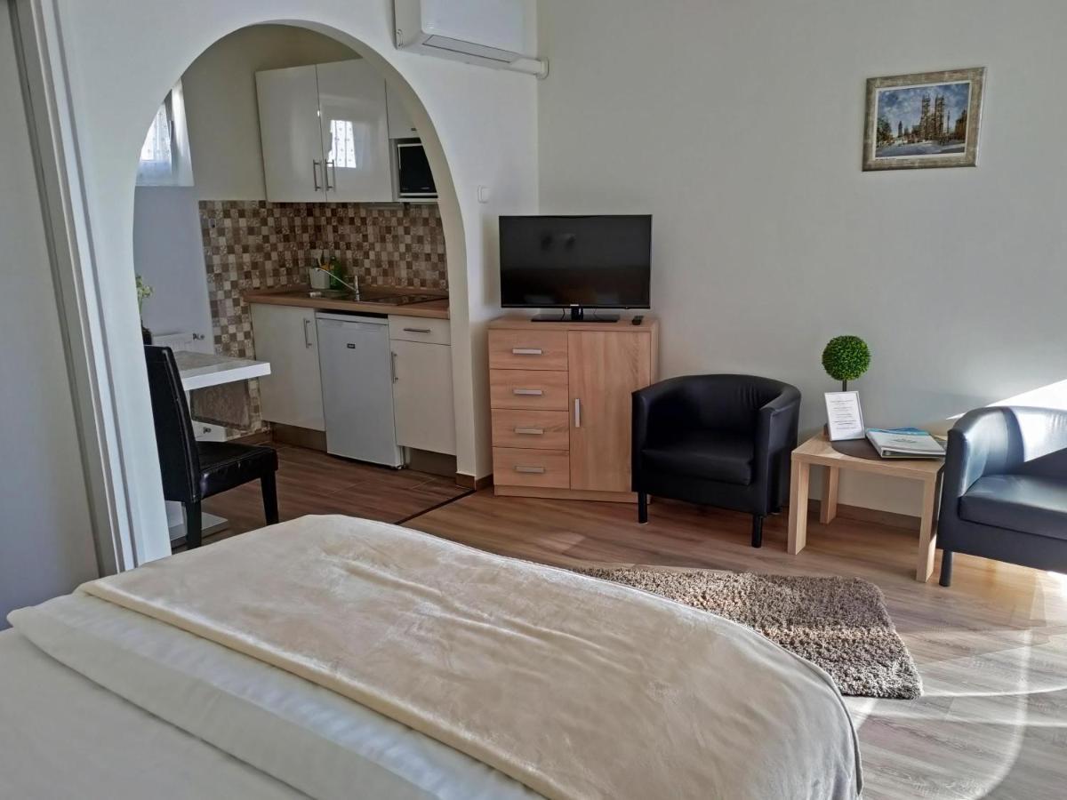 Szecsenyi Apartman Héviz Zewnętrze zdjęcie