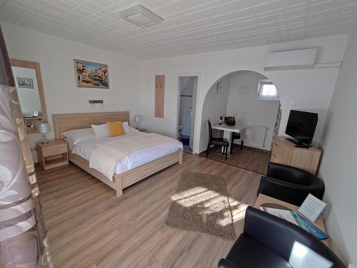 Szecsenyi Apartman Héviz Zewnętrze zdjęcie